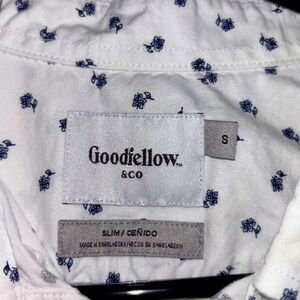 Men’s Adult Small White Good fellow Dress Shirt